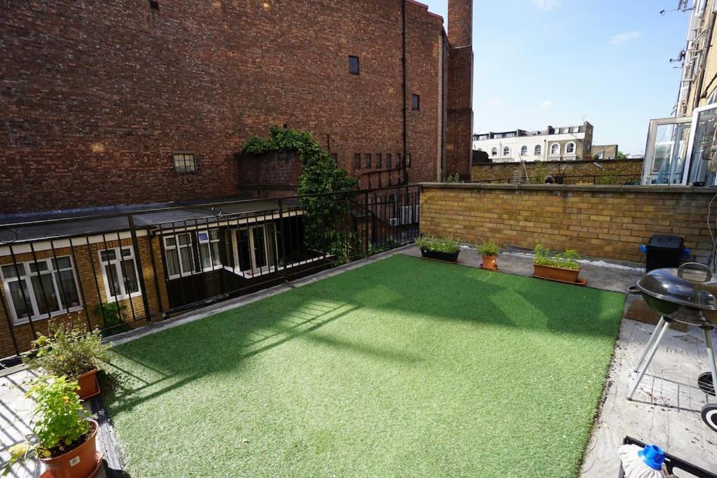 Stylish Retreat By Aresti Hotels London Kültér fotó